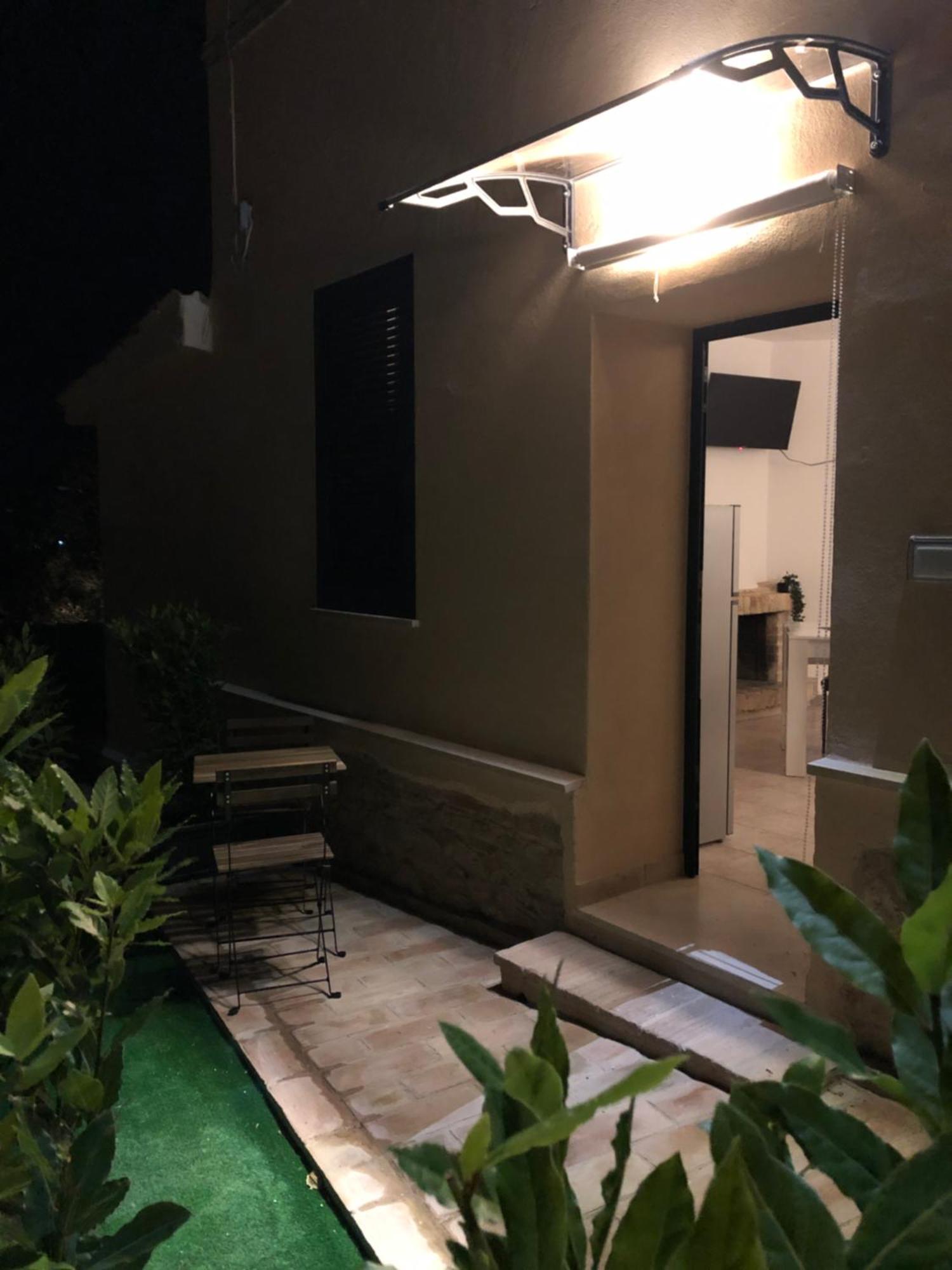Queen Appartamenti E Camere Campofilone Exterior foto